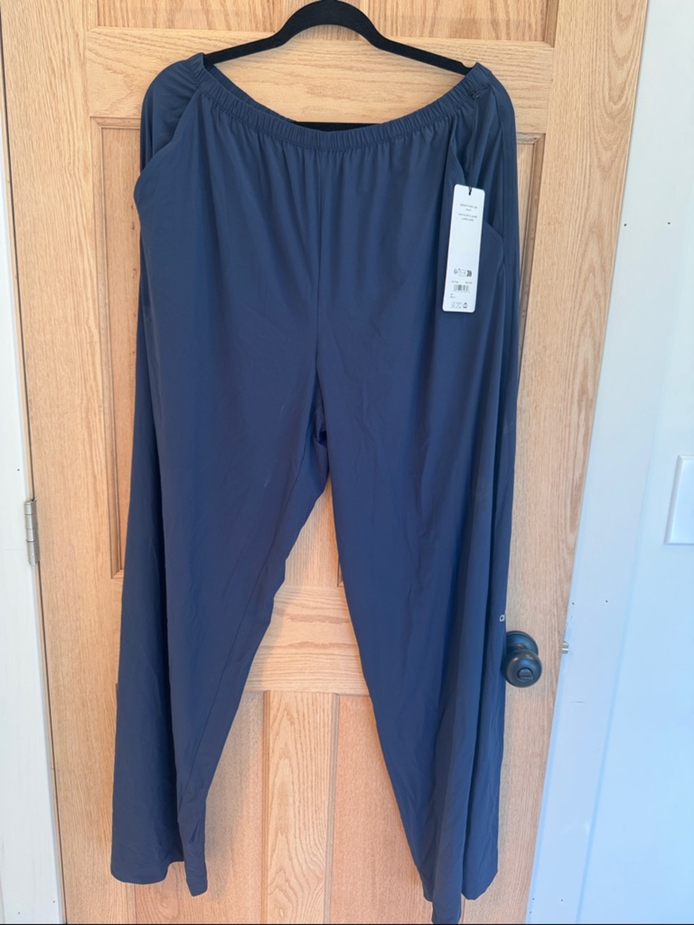 ALO Yoga Navy Breezy Wide Leg Pant